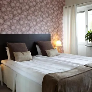 Riverside At - Hotell Ängelholm